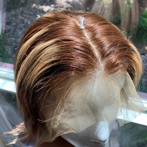 Brown highlighted wig